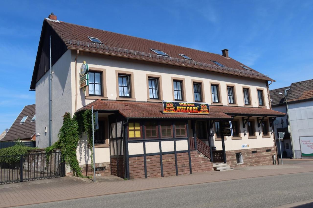 Hotel Waldoza Waldmohr Exteriör bild