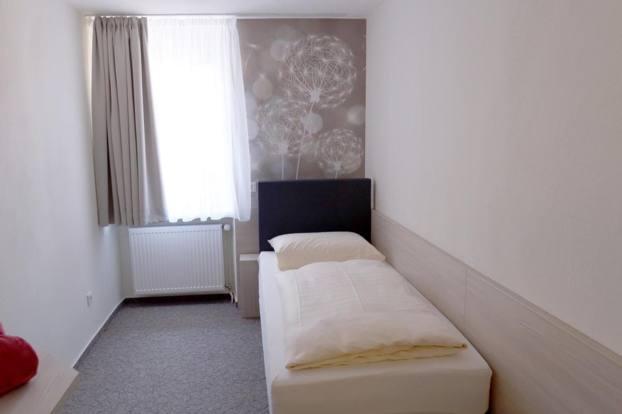 Hotel Waldoza Waldmohr Exteriör bild
